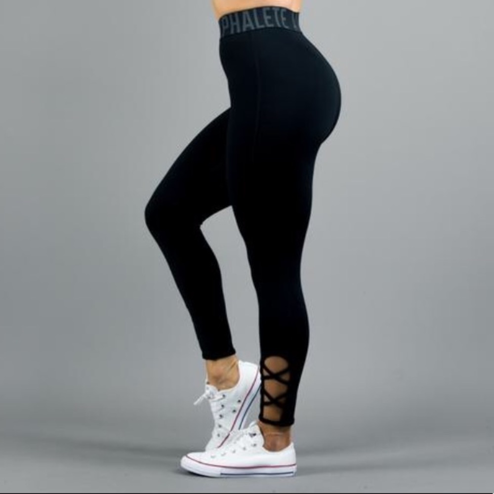 Alphalete criss cross leggings, ONLY WORN ONCE